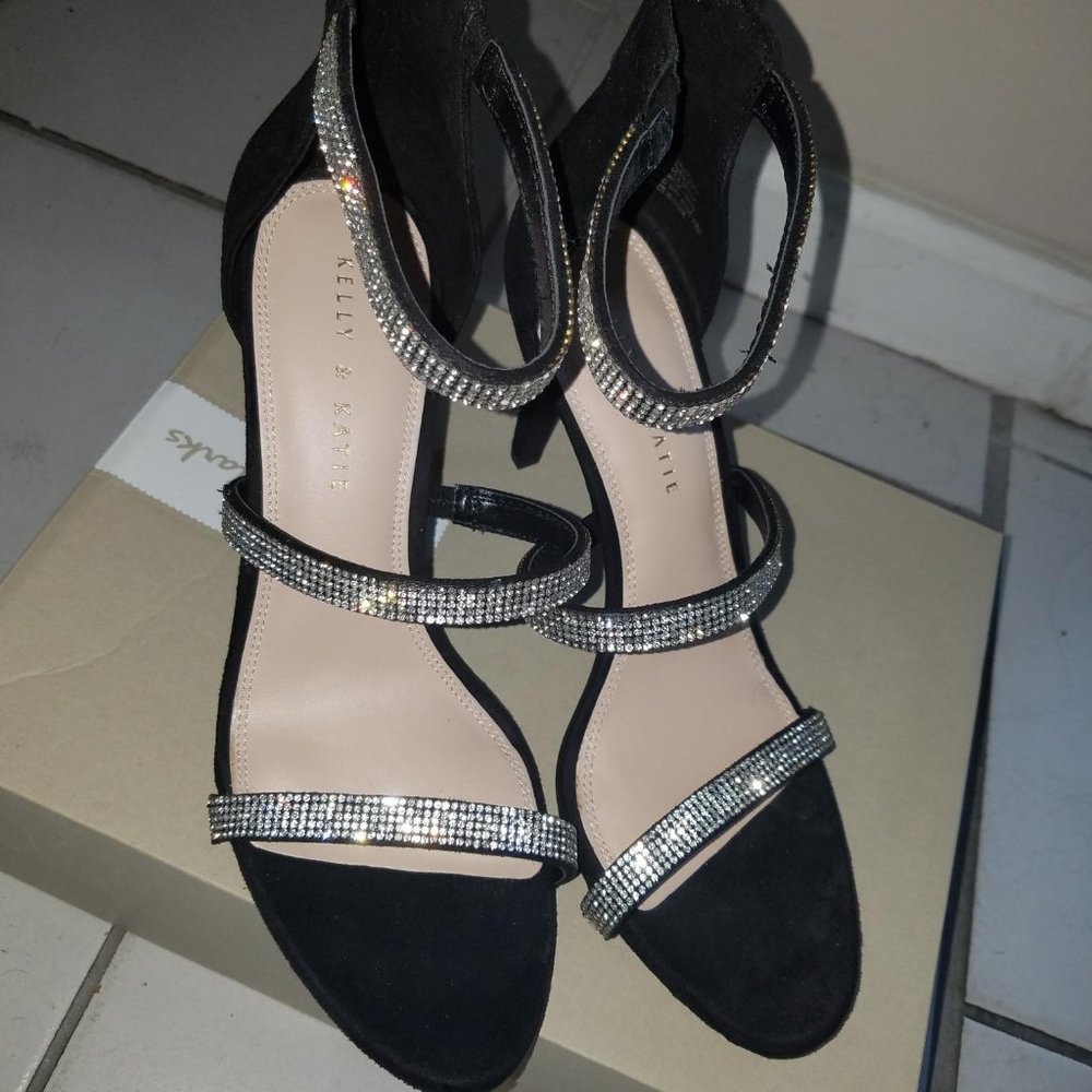 Kelly & Katie COURTNEE SANDAL